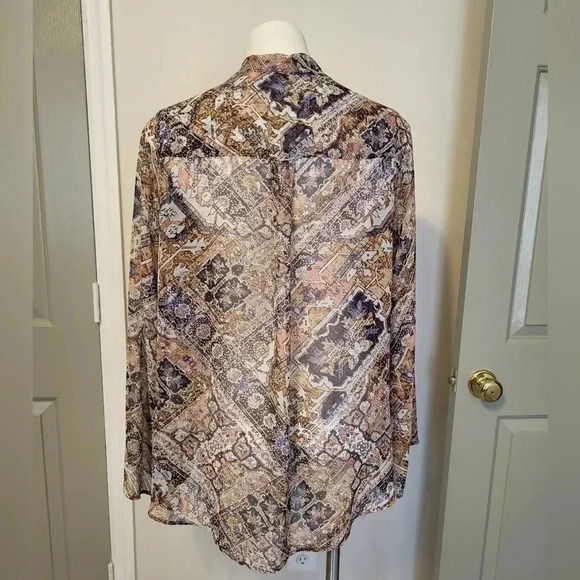 Show Me your MuMu Taylor Tie Retro Boho Chic Inspired Button Down Blouse(S) - Picture 6 of 9